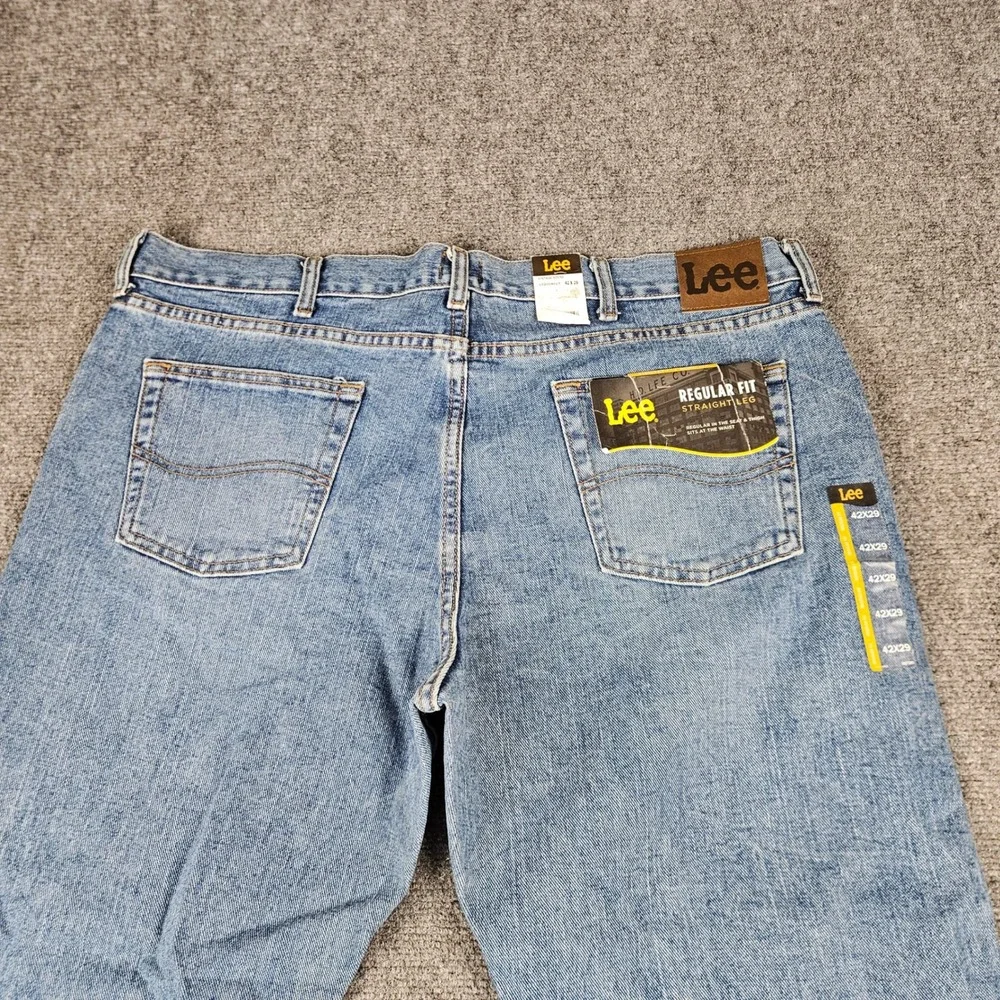 Lee Mens Regular Fit Straight Leg Jeans Vintage Stone Blue 42x29 NWT 102009023